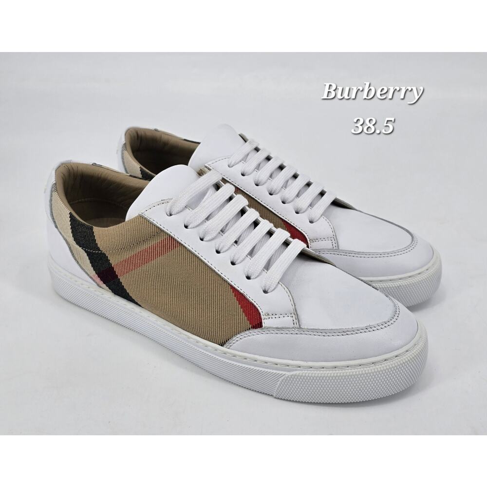 Burberry Women’s Salmond Vintage Check Low Top Sneakers White Beige 38.5 NWOB - Picture 1 of 10